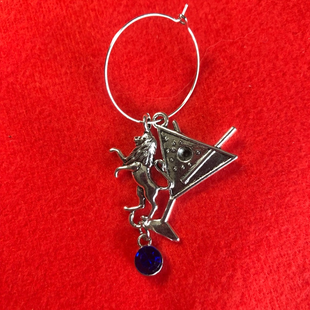 NWT, Handmade by A Charmed Life. Silver Men’s Martini Charm.